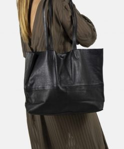 RE:DESIGNED Marlo Urban Large Bag Black