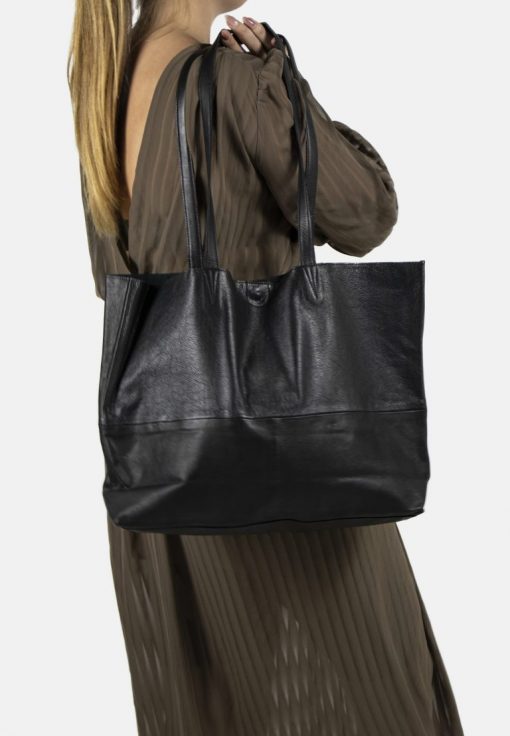 RE:DESIGNED Marlo Urban Large Bag Black