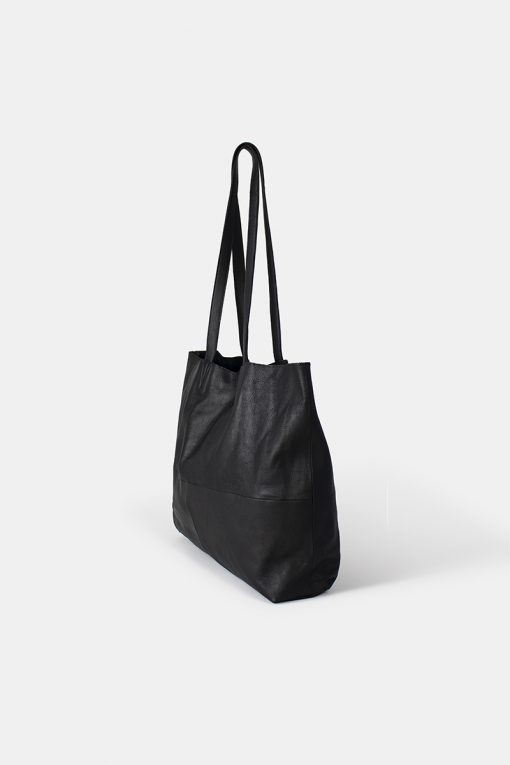 RE:DESIGNED Marlo Urban Large Bag Black