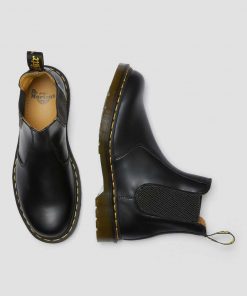 Dr. Martens 2976 Smooth Leather Chelsea Boots Black