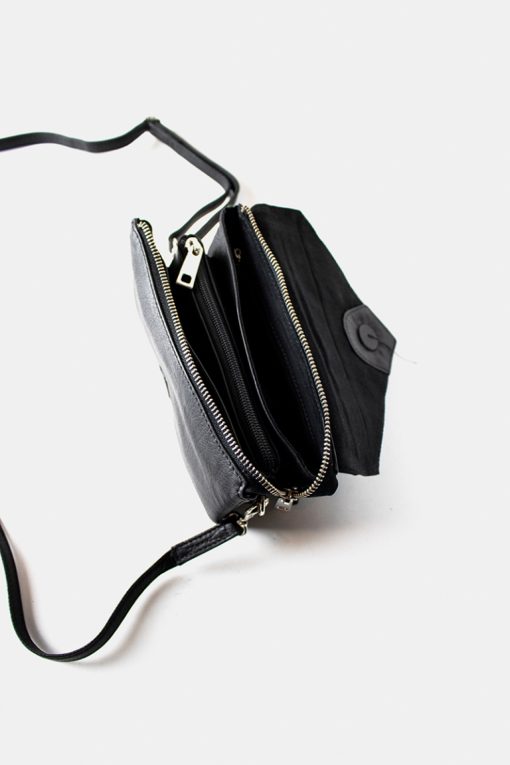 RE:DESIGNED Claire Clutch Black