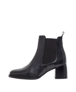Bianco Biadalya Chelsea Boot Black