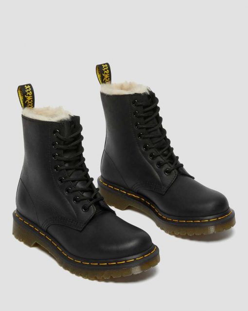 Dr. Martens Serena Boots 1460 Black