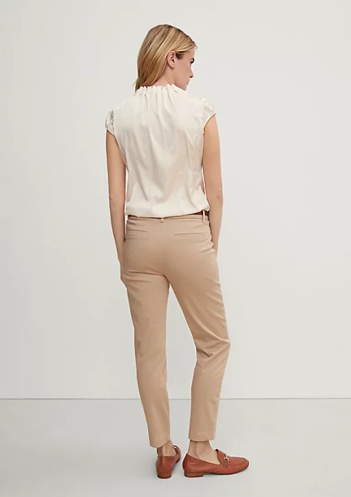 Comma, Sleeveless Blouse Beige