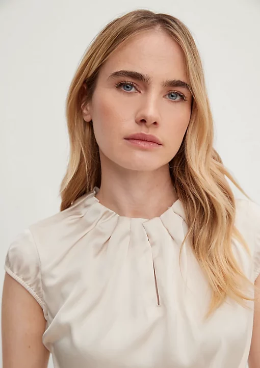 Comma, Sleeveless Blouse Beige