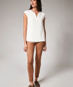 Comma, Layered Top White