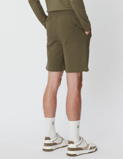 Les Deux Lens Sweatshorts Olive Night