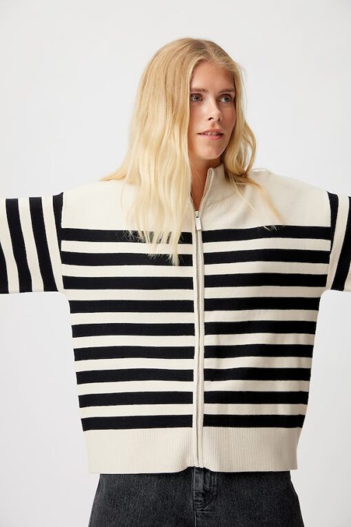 Gestuz Talligz Striped Cardigan Moonbeam Black Stripe