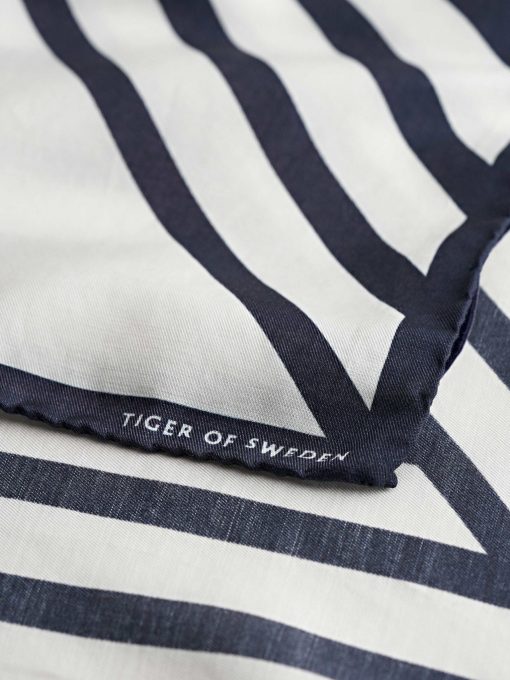 Tiger of Sweden Bretinia Scarf Light Ink