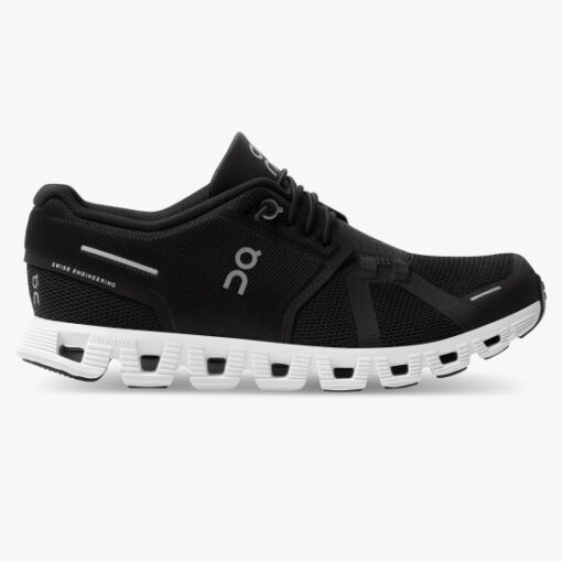 On Sneakers Cloud 5 Women Black/White