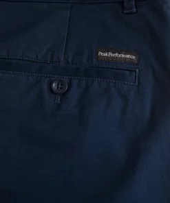 Peak Performance Moment Narrow Shorts Men Blue Shadow