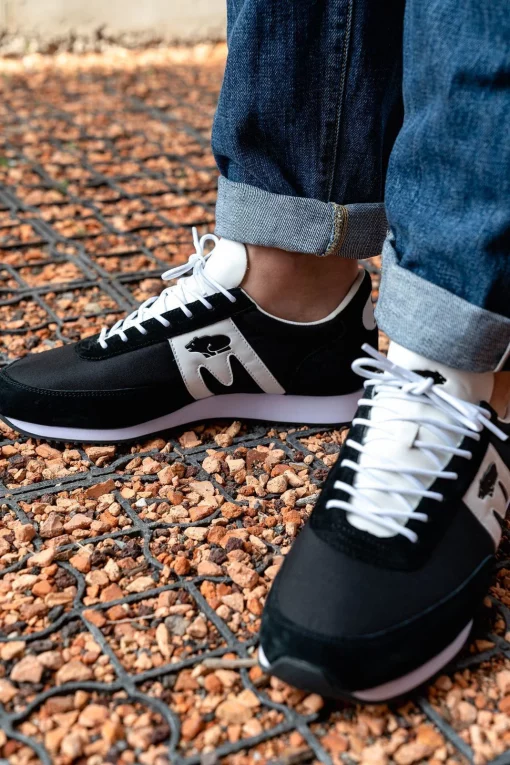 Karhu Albatross 82 Black/White