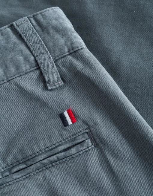 Les Deux Pascal Light Chino Shorts Turbulence Blue