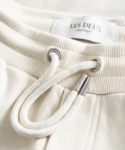 Les Deux Lens Sweatshorts Ivory