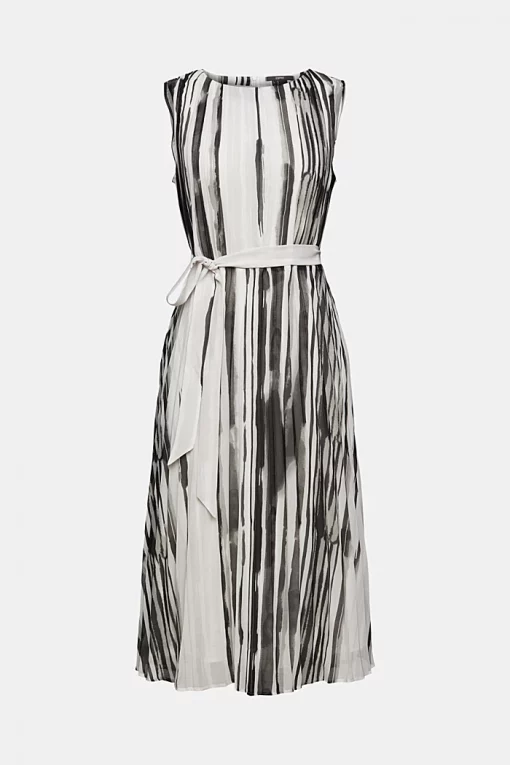 Esprit Dress Black/White