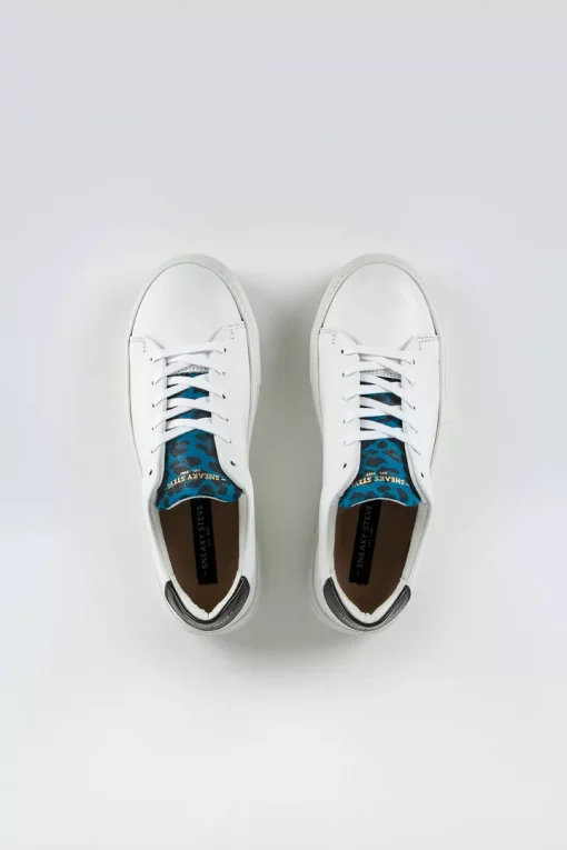 Sneaky Steve Moore W White/Blue Leopard