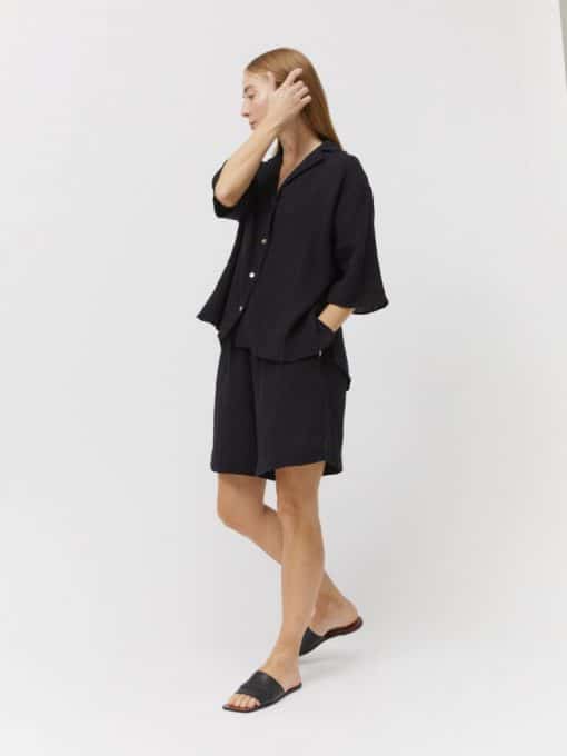 A Part of the Art Cosy Shirt Black