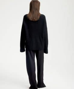 Gestuz Alphagz V-Pullover Black