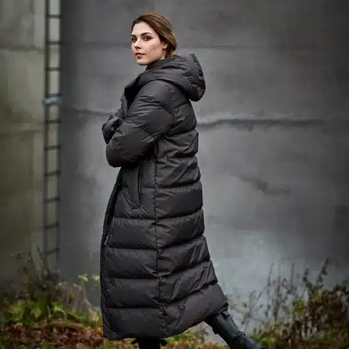 Joutsen Blanka Down Coat Black