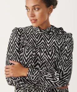 Part Two Tamina Blouse Rainy Day Zig Zag Print