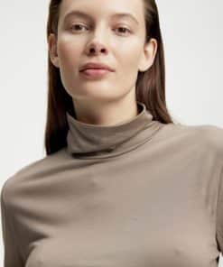 Gestuz Sividagz Wool Rollneck Walnut