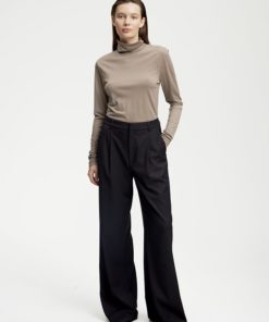 Gestuz Sividagz Wool Rollneck Walnut