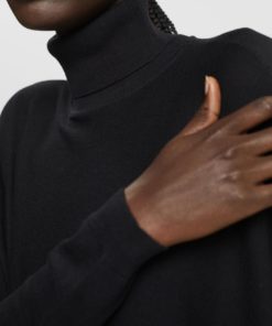 Esprit Batwing Knit Black