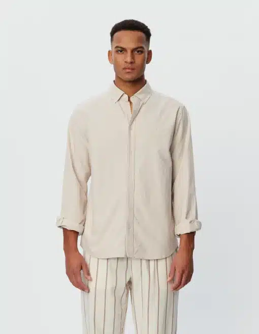 Les Deux Kristian Linen B.D. Shirt Ivory