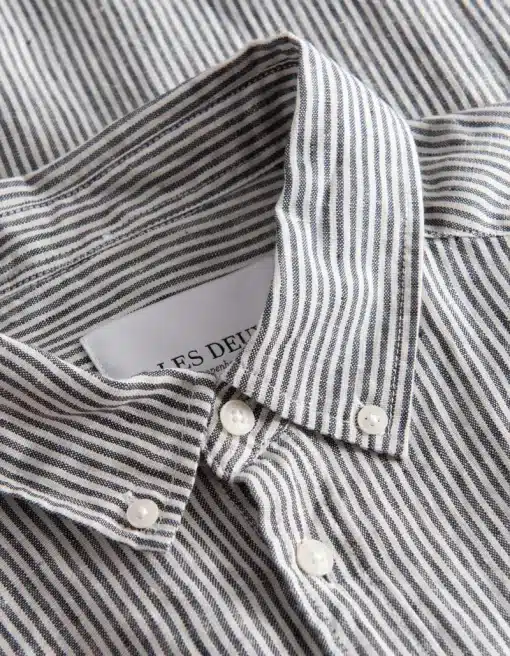 Les Deux Kristian Linen B.D. Shirt Ivory/Dark Navy