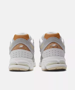 New balance 2002 Men Concrete with sandstone and grey matter
