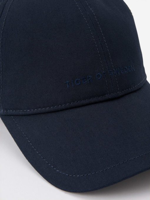 Tiger of Sweden Hent LT Cap Night Grape