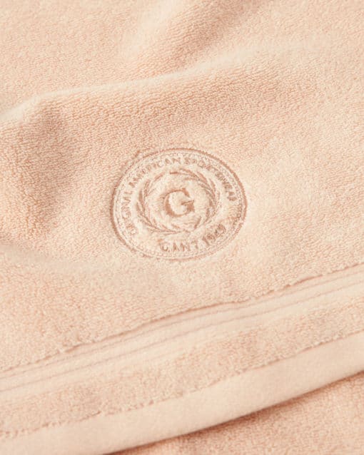 Gant Crest Towel 30 x 50 Light Apricot