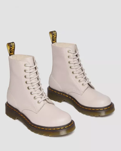 Dr. Martens Pascal Virginia Boots Vintage Taupe