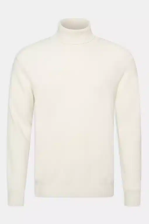 Oscar Jacobson Salim Rollneck White