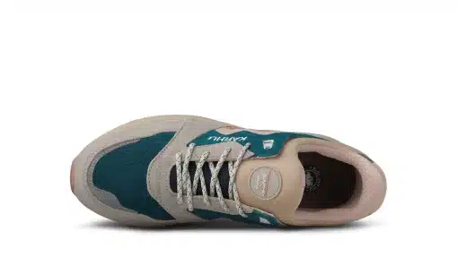 Karhu Aria 95 Silver Lining/Peach Whip