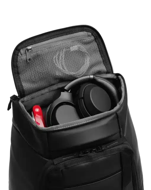 Db Hugger Backpack 30L Black Out