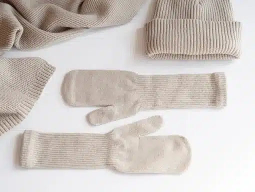 Papu Giant Mittens Clay