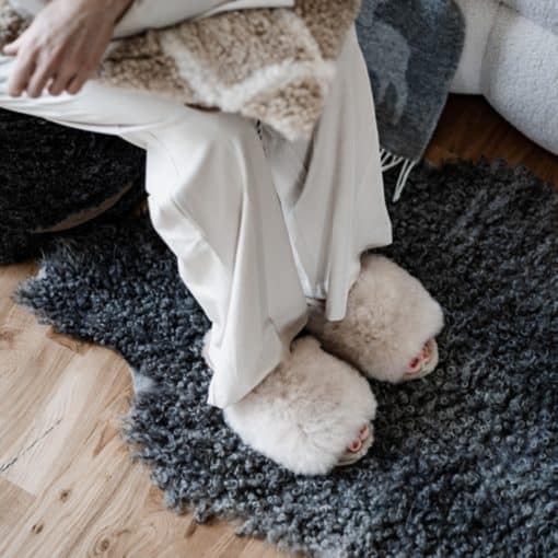 Shepherd Tessan slippers Honey