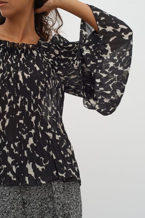 InWear Lendra Blouse Graphic Plisse Strokes