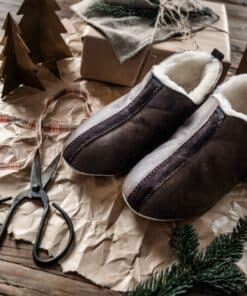 Shepherd Henrik Slippers Stone Oiled Antique