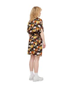 Makia Woman Bouquet Dress Flowers