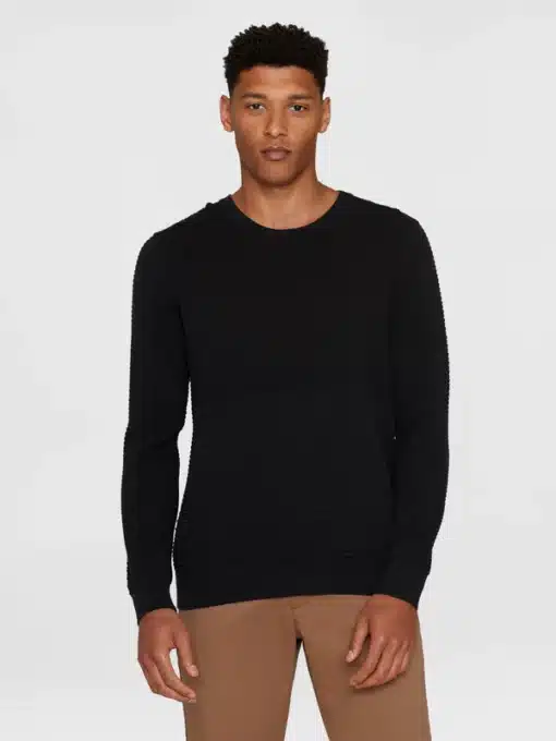 Knowledge Cotton Apparel Vagn Bubble Knit Crew Black