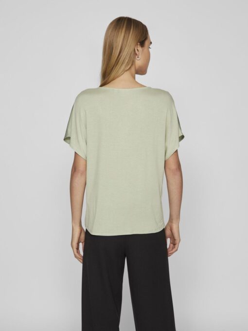 Vila Ellette Satin V- Neck Top Swamp