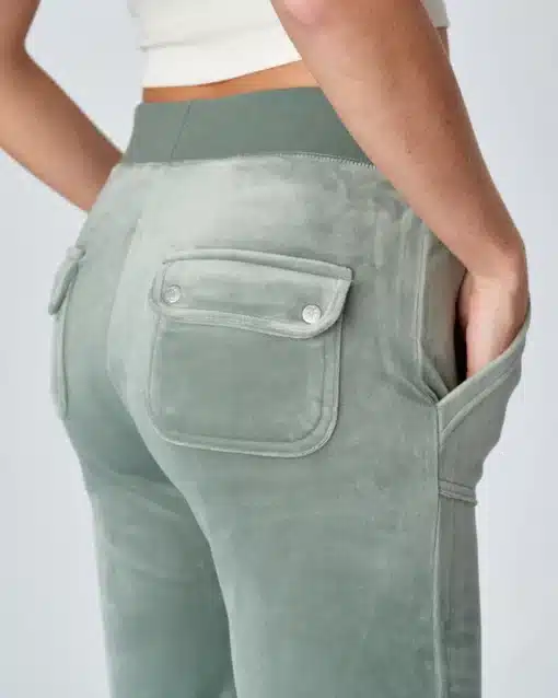 Juicy Couture Classic Velour Del Ray Pocket Pant Chinois Green