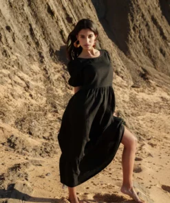 Nakoa Astrid Dress Black