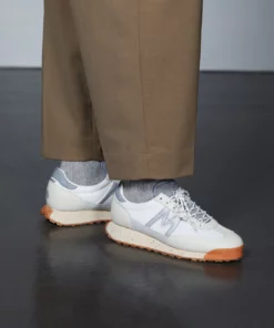 Karhu Mestari Control Lily White / Silver