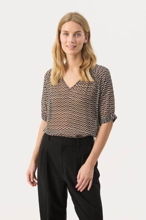 Part Two Popsy Blouse Small Black Zig Zag Print