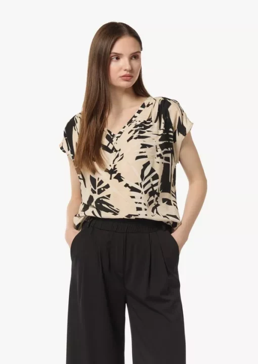 Comma, Print Top Black