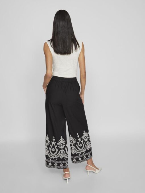Vila Winnie Alethea Cropped Embro Pants Black