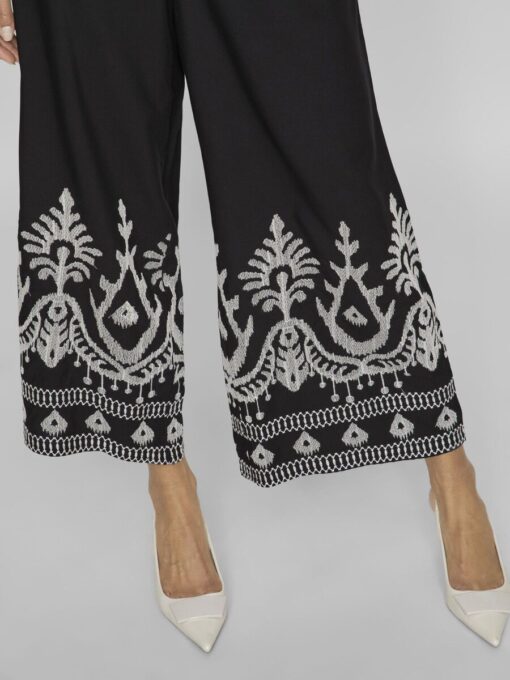Vila Winnie Alethea Cropped Embro Pants Black